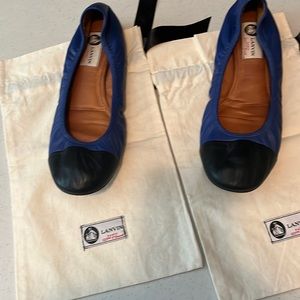 LANVIN royal blue/black leather color block ballet flats.